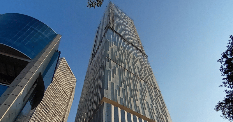 Oberoi Three Sixty West